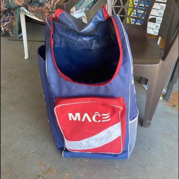Mace cricket kit - Picture 2 of 2
